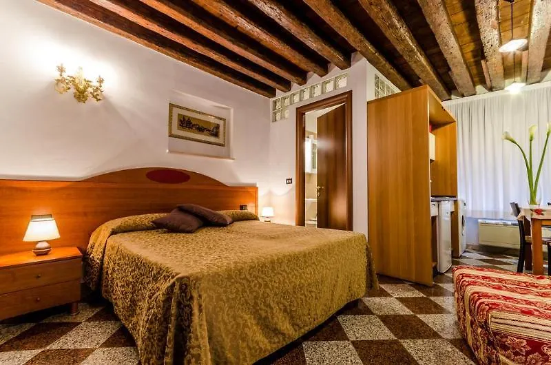 Venice Apartments